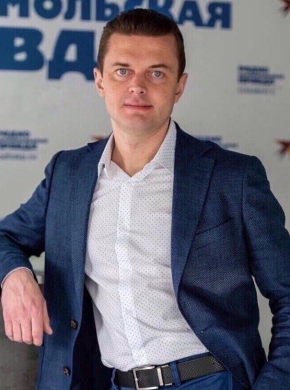 Константин Терехов  — Программный директор, главный редактор радио «Гордость»